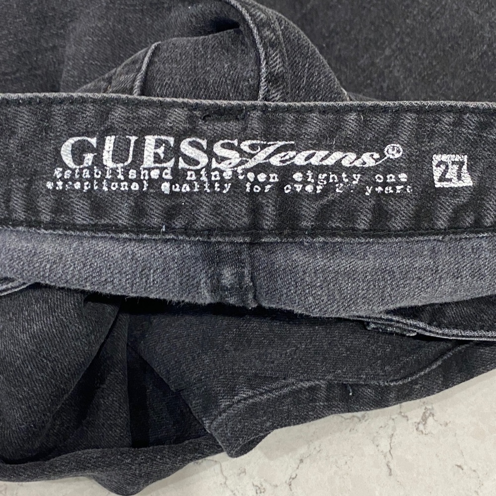 Guess Dark Denim Jeans with Gold Pocket Detail - Picture 2 of 10